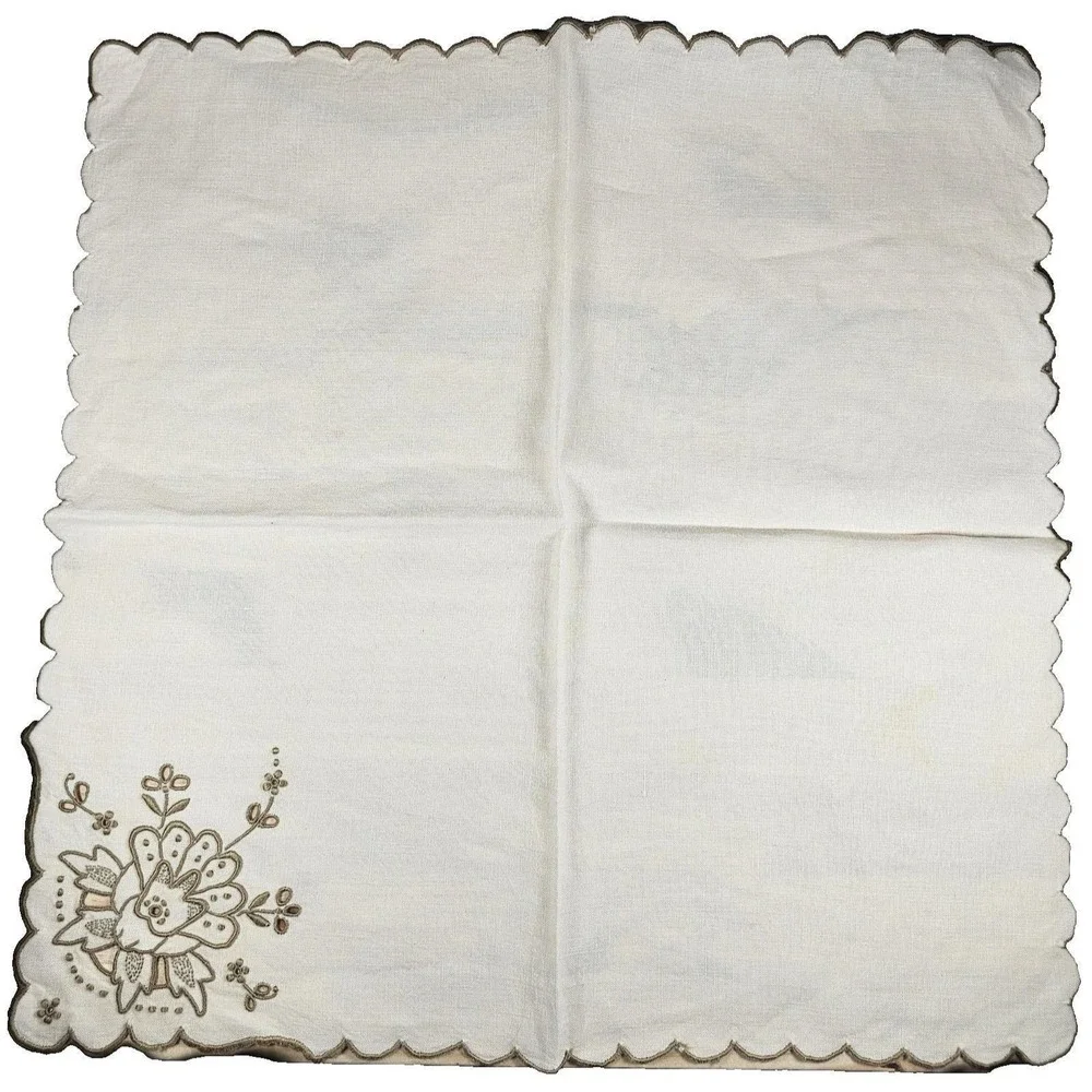 Vintage 1940s Linen Napkin Floral Cutwork Embroidery 16